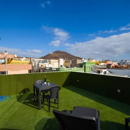 In Palmas With Spacious Terrace
