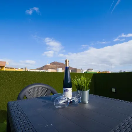 In Palmas With Spacious Terrace Nyaraló *